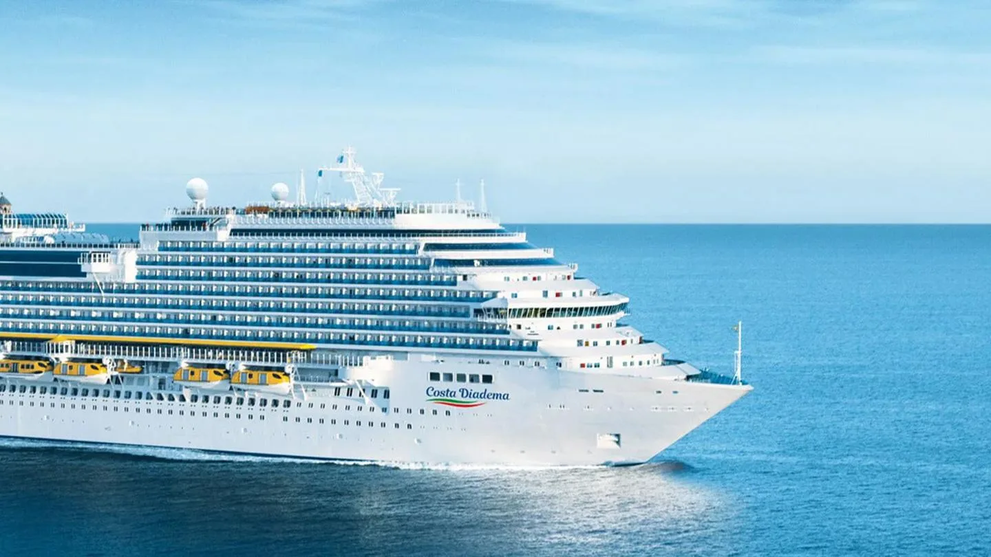 Schiff Costa Diadema